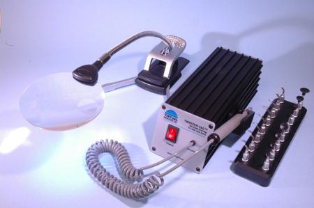TWEEZER-VAC System with Small Parts Tips and Lighted Magnifier.